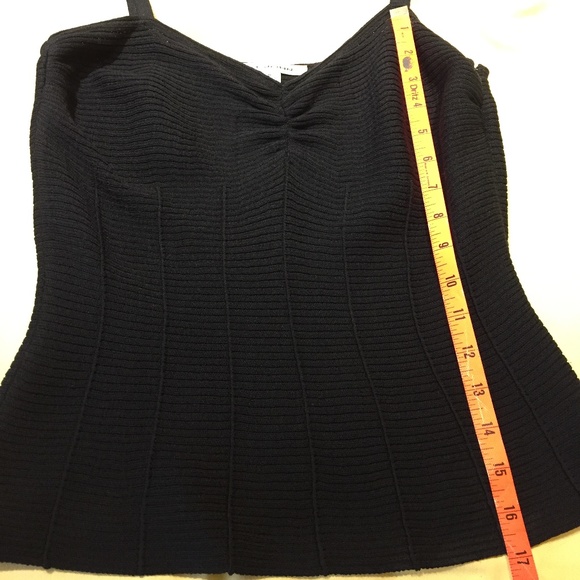 🌵ST. JOHN Black Knit Contour Tank Side Zip - Picture 6 of 8